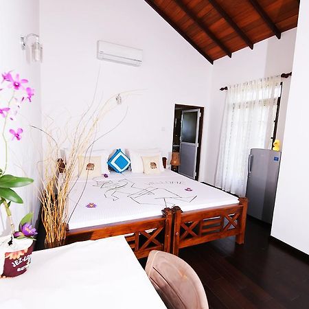 Lahiru Villa กอลล์ ภายนอก รูปภาพ