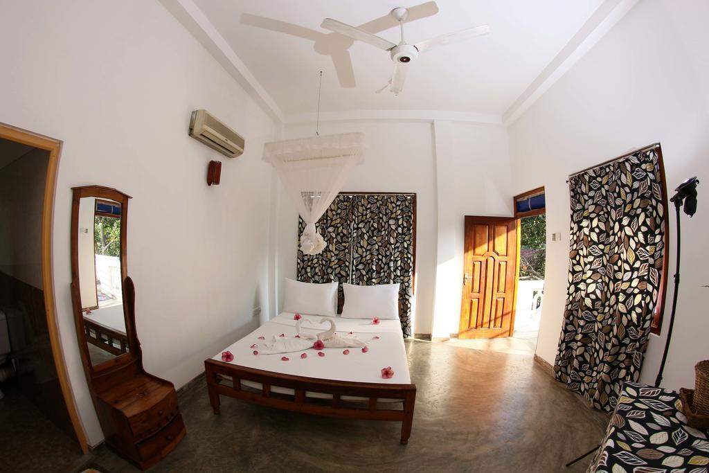 Lahiru Villa กอลล์ ภายนอก รูปภาพ