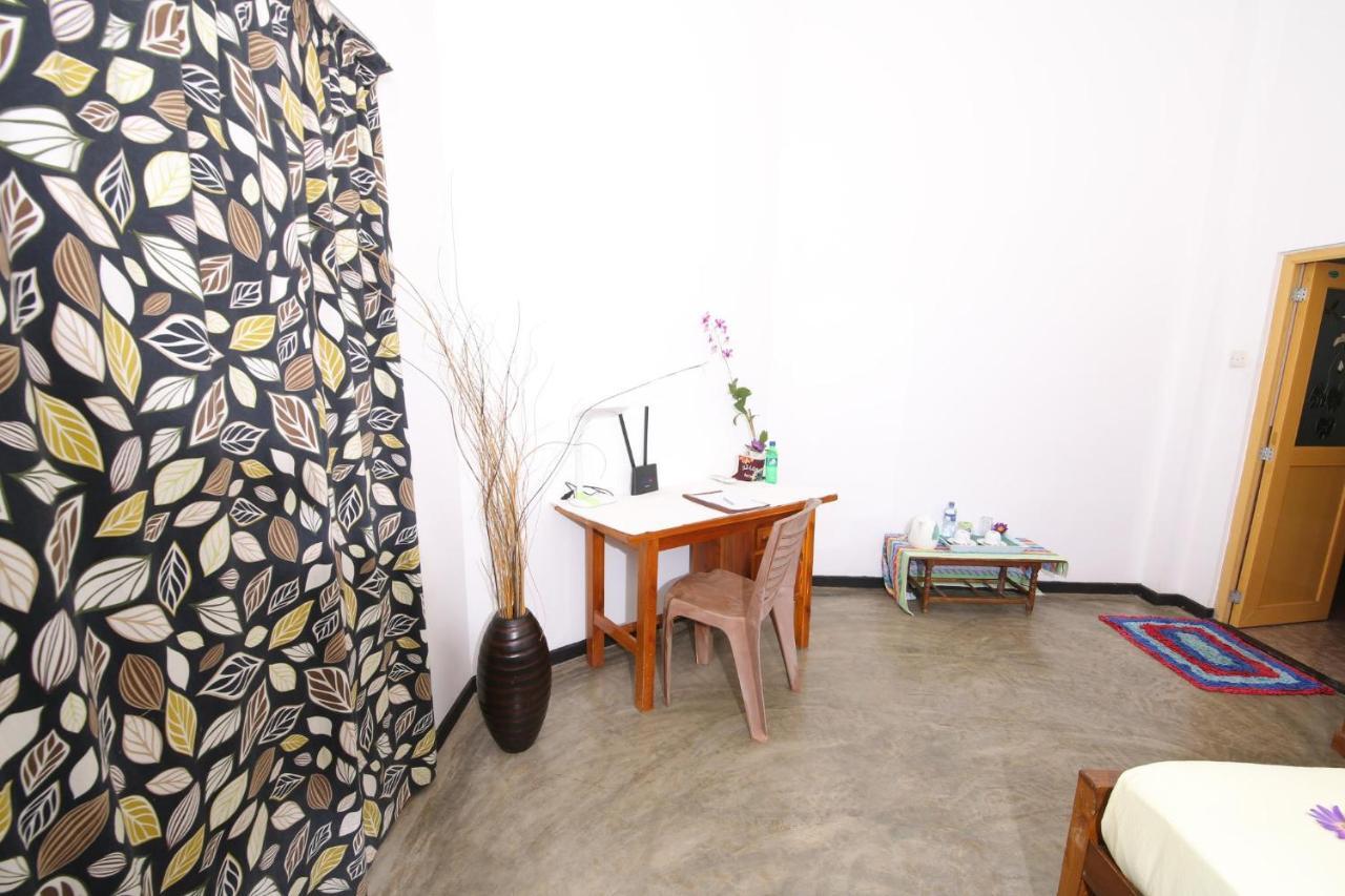 Lahiru Villa กอลล์ ภายนอก รูปภาพ